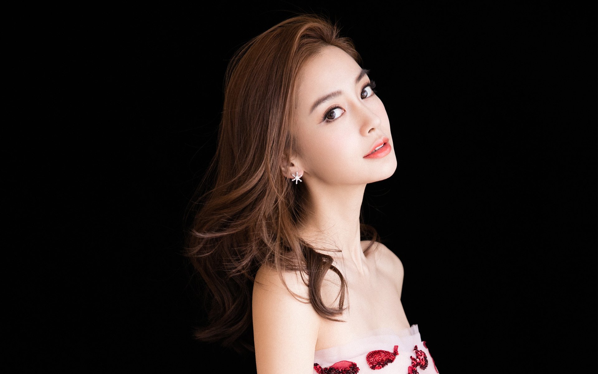 沉默的刺客，阿尔瓦雷斯在老特拉福德的绝命一笔