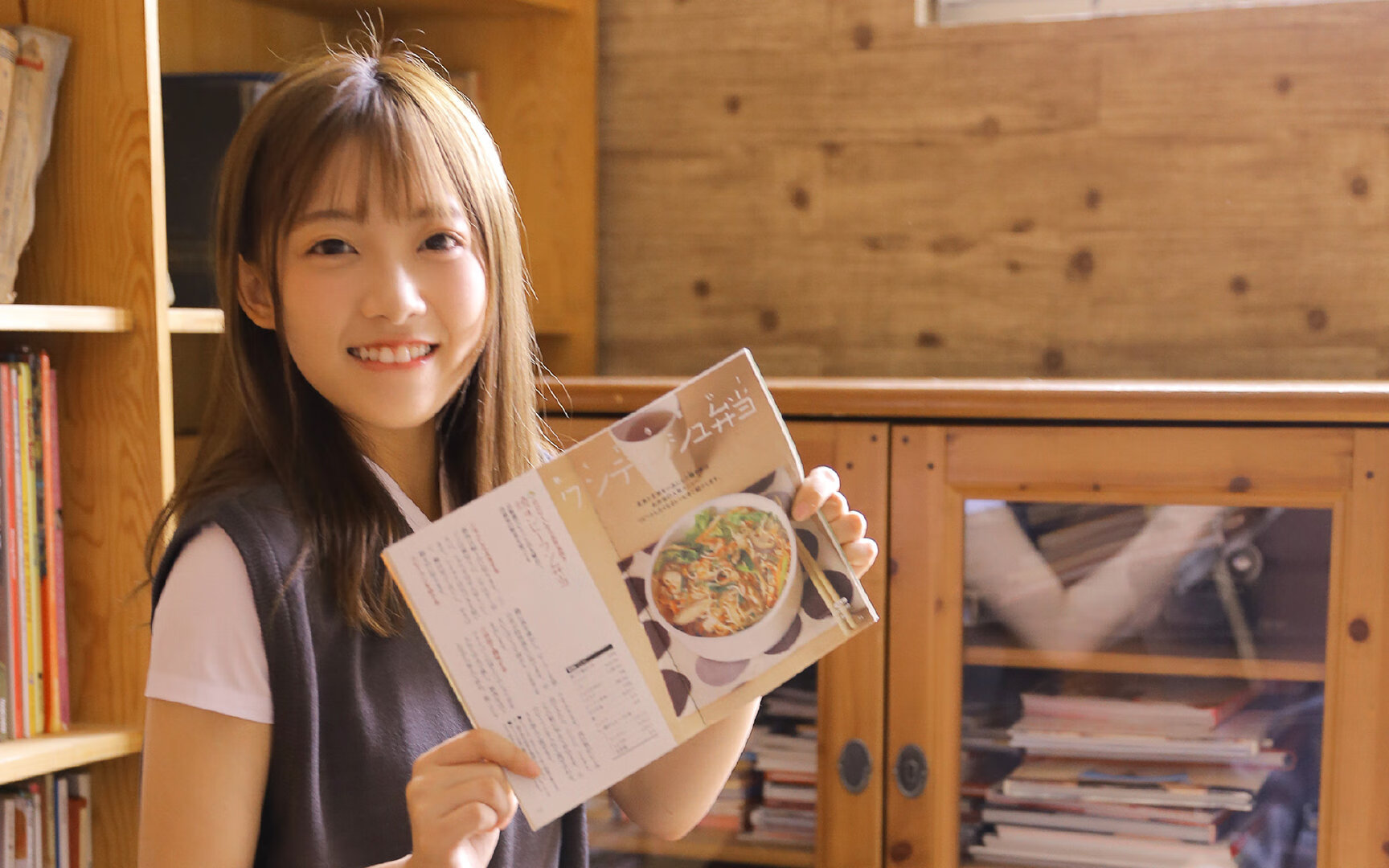 冰火两重天，黄喜灿一锤定音书写亚洲荣耀，阿尔及利亚疾风骤雨突显战术鸿沟