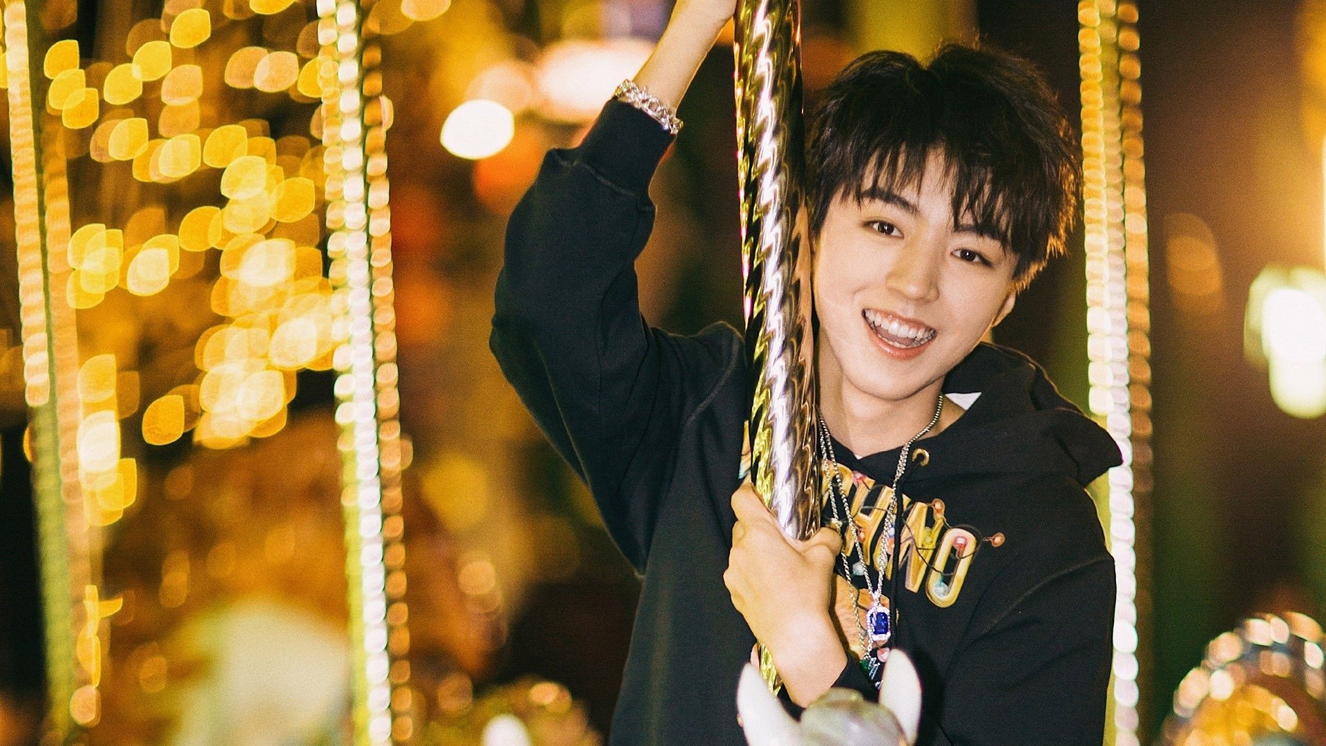 独行的紫金,当利拉德在湖人独行侠之夜重生